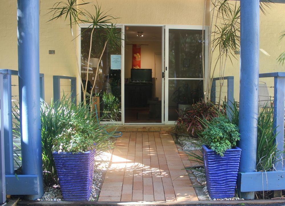 Azura Beach House B&B พอร์ตแมคควอรี ภายนอก รูปภาพ