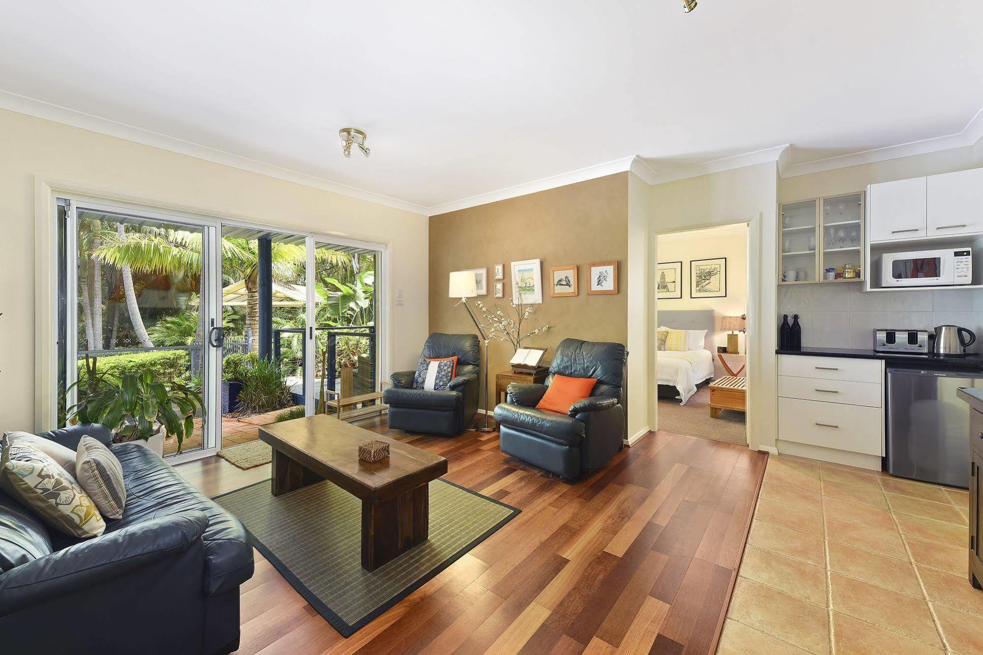 Azura Beach House B&B พอร์ตแมคควอรี ภายนอก รูปภาพ